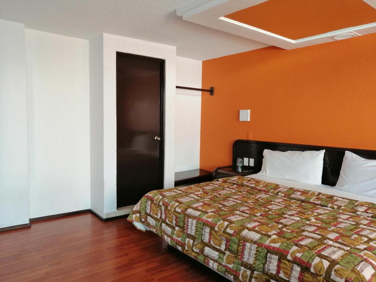Motel Oasis Mexico Tlalnepantla  Экстерьер фото