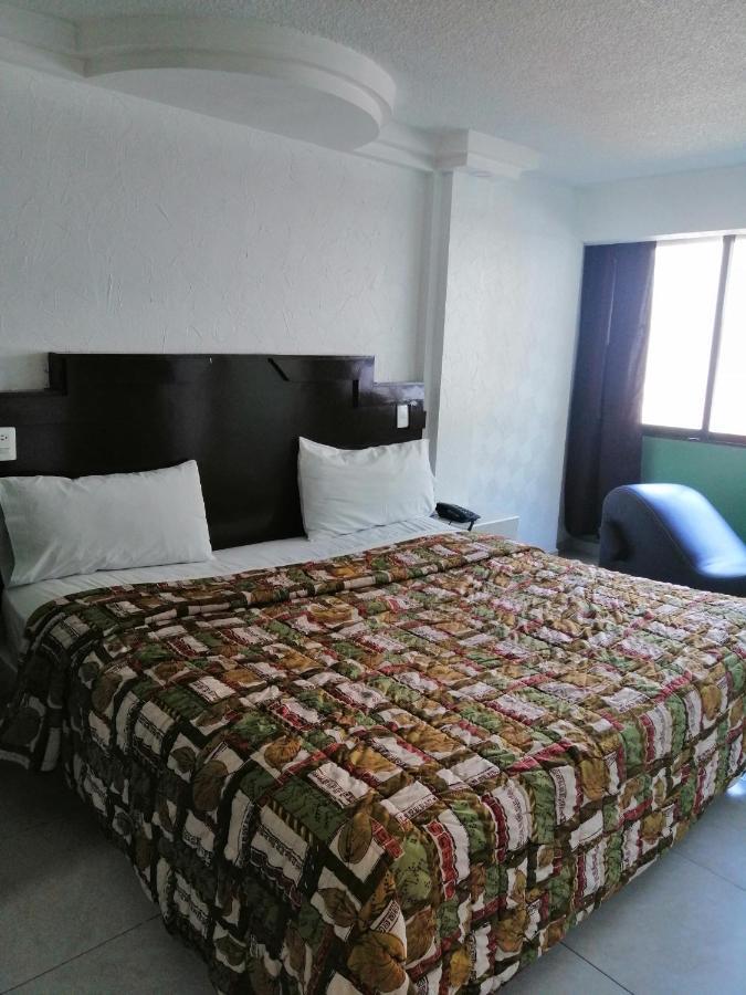 Motel Oasis Mexico Tlalnepantla  Экстерьер фото